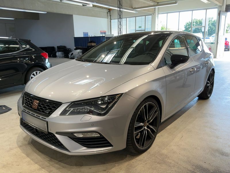 Seat Leon 2.0 TSI — 1/8