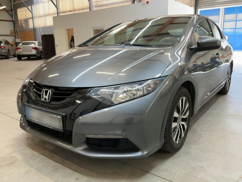 Honda Civic 1.6 DTEC — фото 1