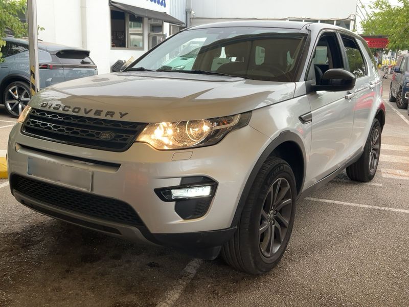Land Rover Discovery Sport 2.0 Td4 — 1/8