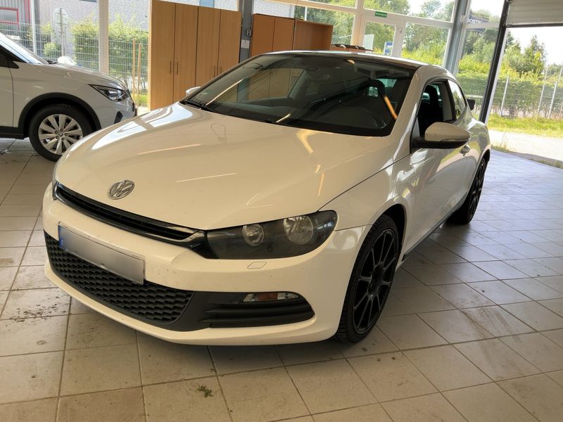 Volkswagen Scirocco 1.4 TSI — 1/8