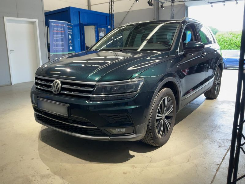 Volkswagen Tiguan 2.0 TSI — фото 1