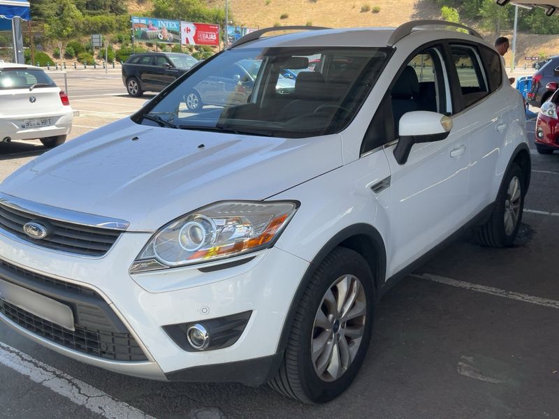 Ford Kuga 2.0 TDCi — фото 1