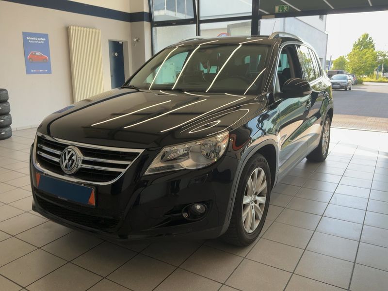 Volkswagen Tiguan 2.0 TDI — 1/8