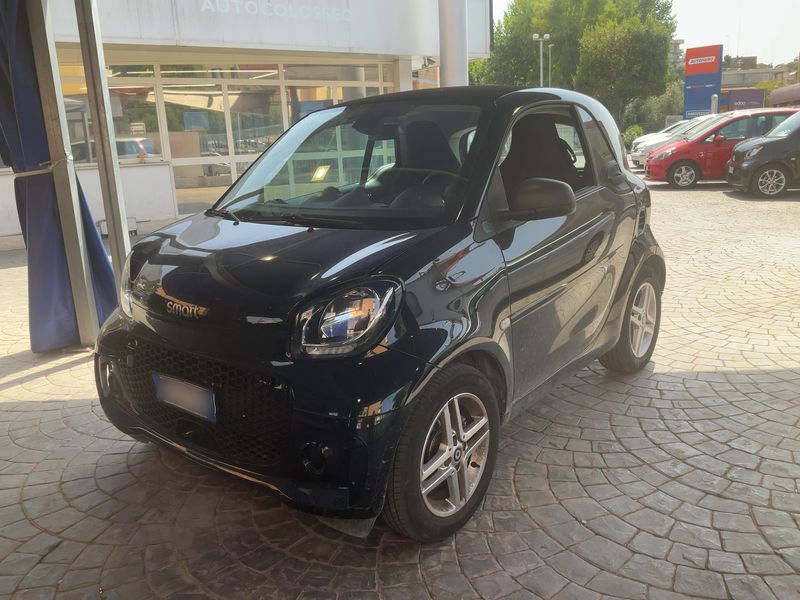 Smart fortwo electric drive 60 kW — 1/8