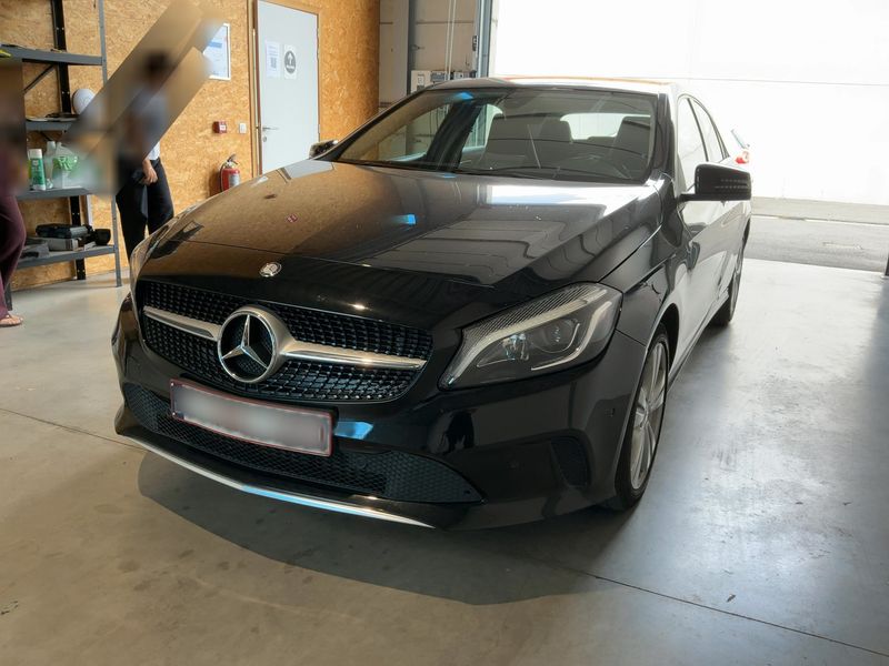 Mercedes-Benz A-Klasse A 180 — 1/8