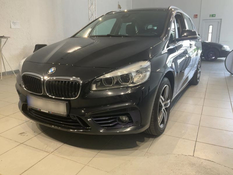 BMW 2er 218d Active Tourer — фото 1