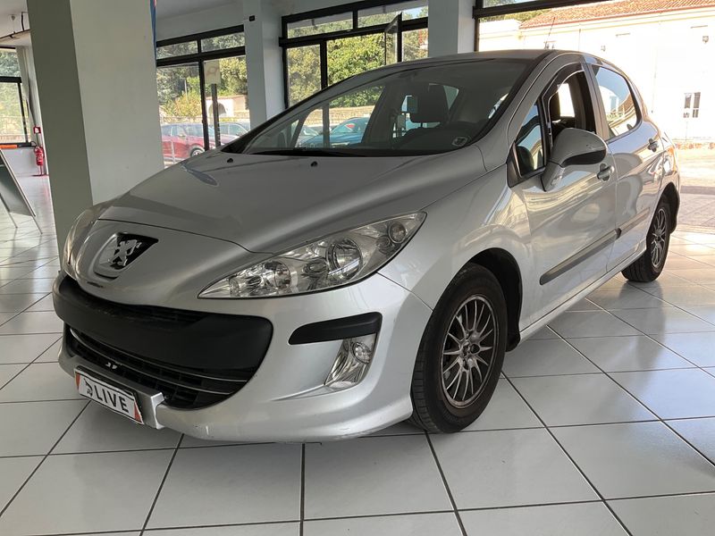 Peugeot 308 1.6 HDi — 1/8