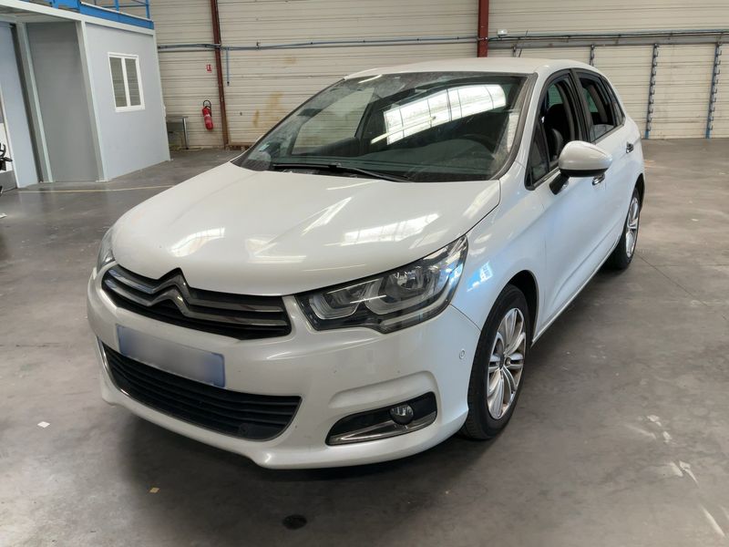 Citroen C4 1.2 e-THP — фото 1