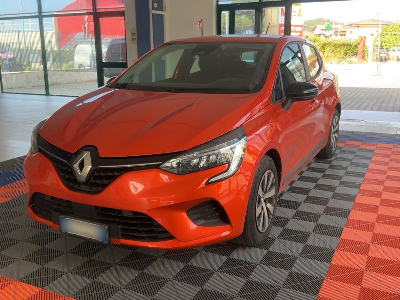 Renault Clio 1.0 SCe — фото 1