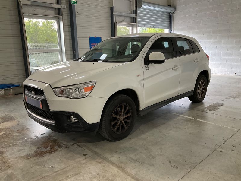 Mitsubishi ASX 1.8 DI-D — 1/8