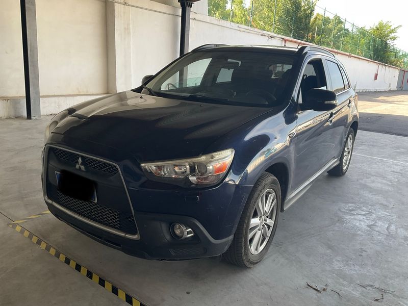 Mitsubishi ASX 1.8 DI-D — 1/8