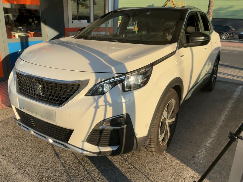 Peugeot 3008 1.5 Blue-HDi — 1/8