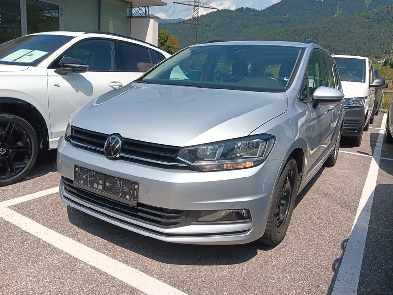Volkswagen Touran 2.0 TDI — 1/8