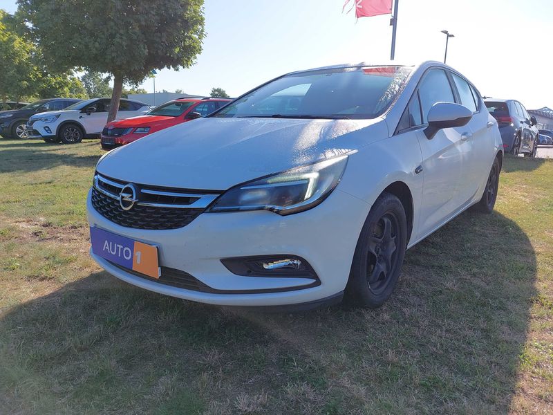 Opel Astra 1.6 CDTI DPF — 1/8
