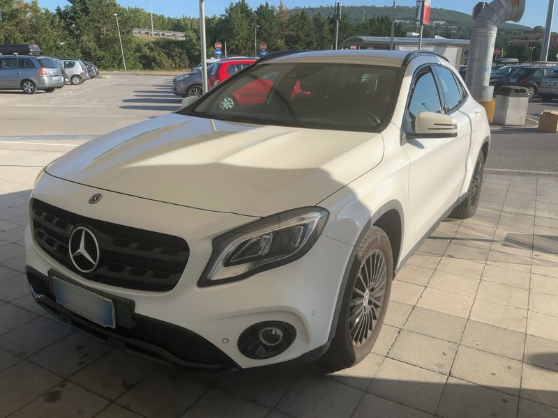 Mercedes-Benz GLA-Klasse GLA 180 d — 1/8