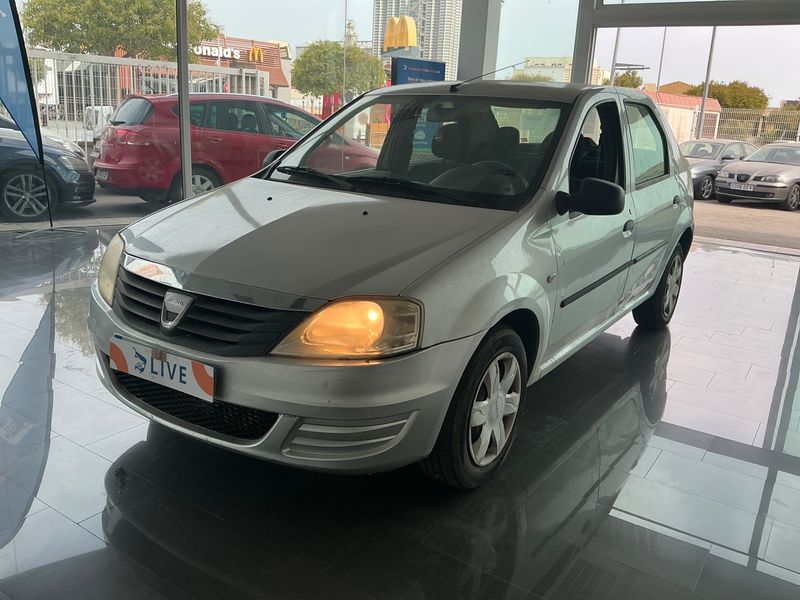 Dacia Logan 1.5 dCi — 1/8