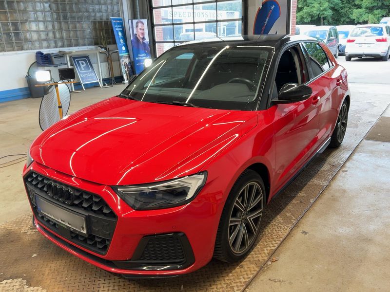 Audi A1 Sportback 30 TFSI — 1/8