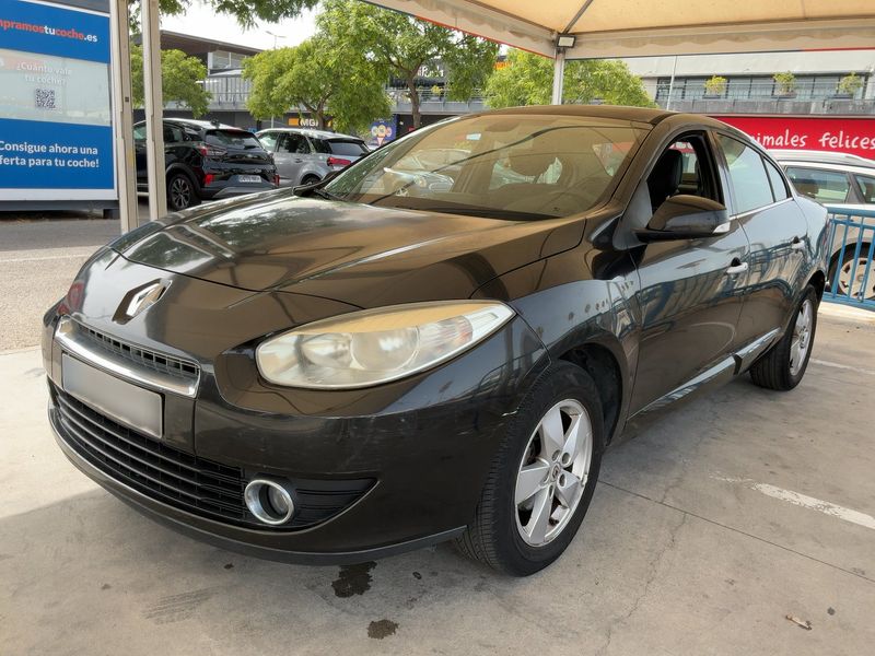 Renault Fluence 1.6 — 1/8