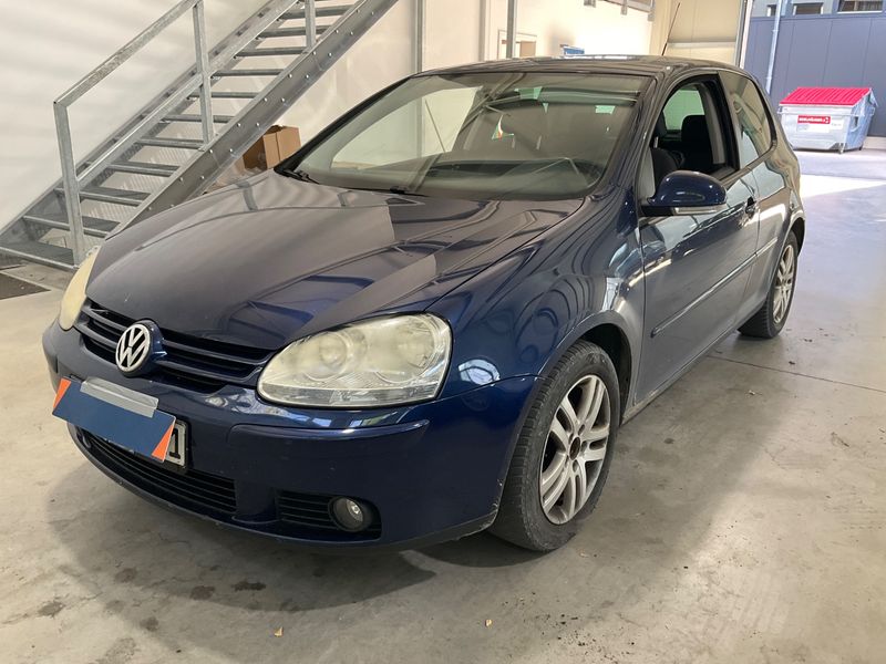 Volkswagen Golf V 1.6 — 1/8