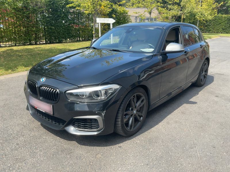 BMW 1er M140i — фото 1