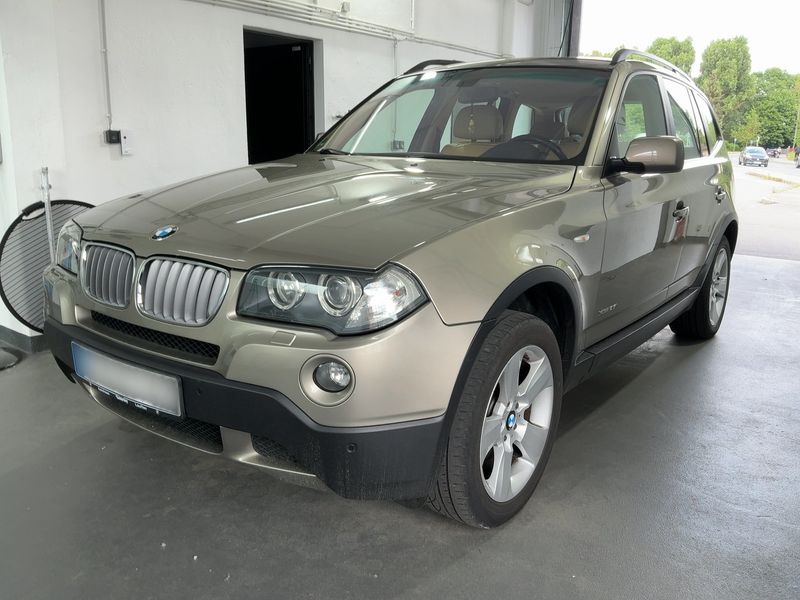 BMW X3 xDrive 25i — фото 1