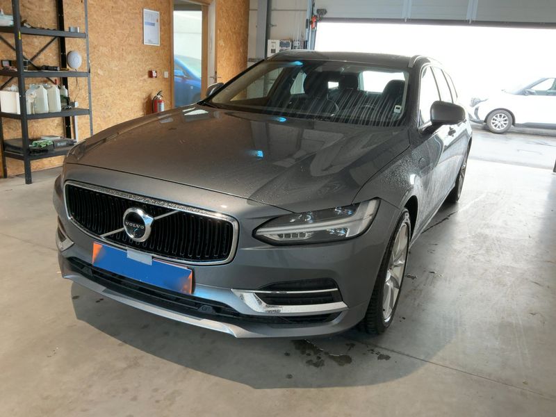 Volvo V90 2.0 T6 Plug-in Hybrid — 1/8