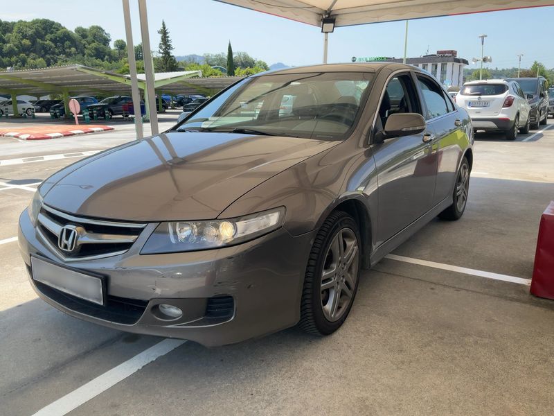 Honda Accord 2.0 VTEC — 1/8