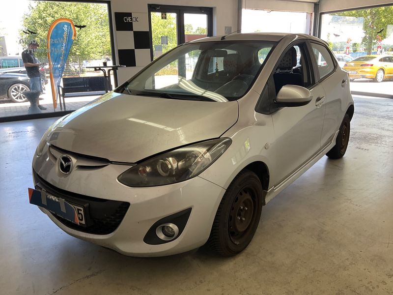 Mazda 2 1.5 — 1/8