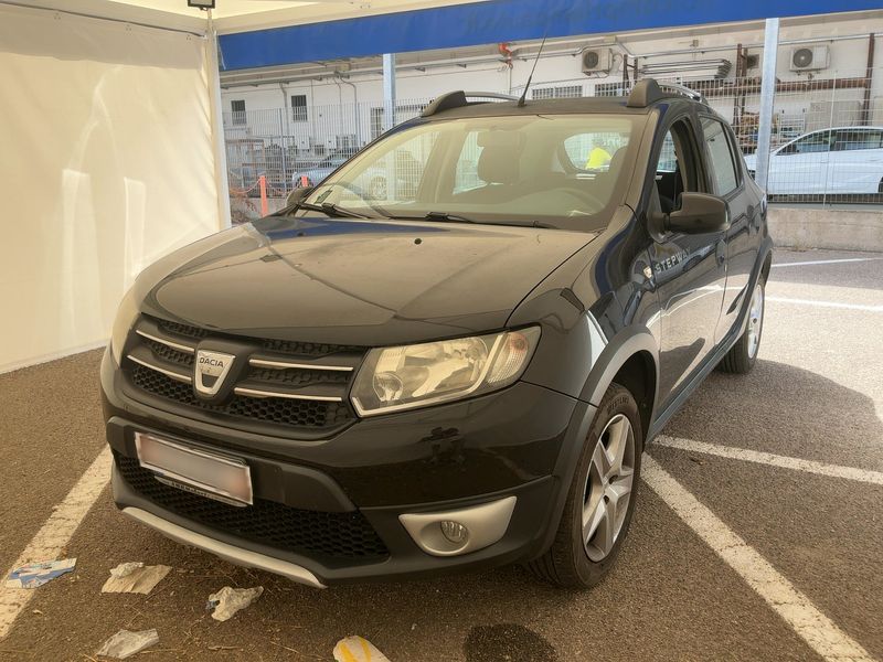 Dacia Sandero 1.5 dCi — 1/8
