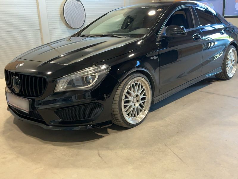 Mercedes-Benz CLA-Klasse CLA 200 d — 1/8