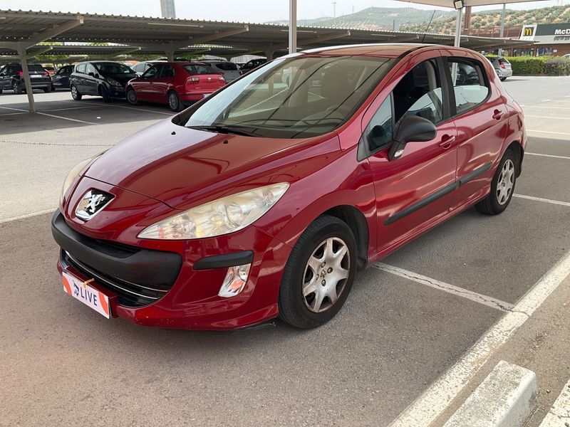 Peugeot 308 1.6 HDi — 1/8