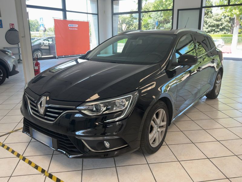 Renault Megane 1.3 TCe — 1/8