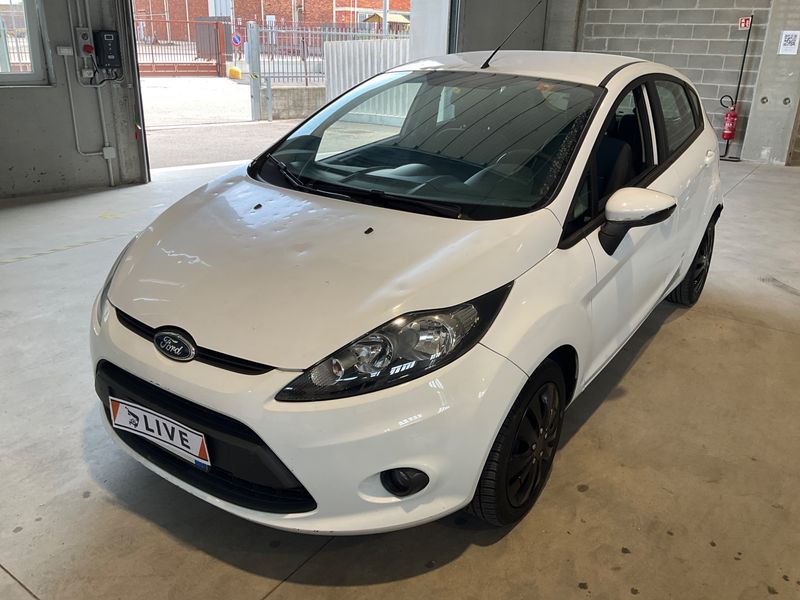 Ford Fiesta 1.4 TDCi — фото 1