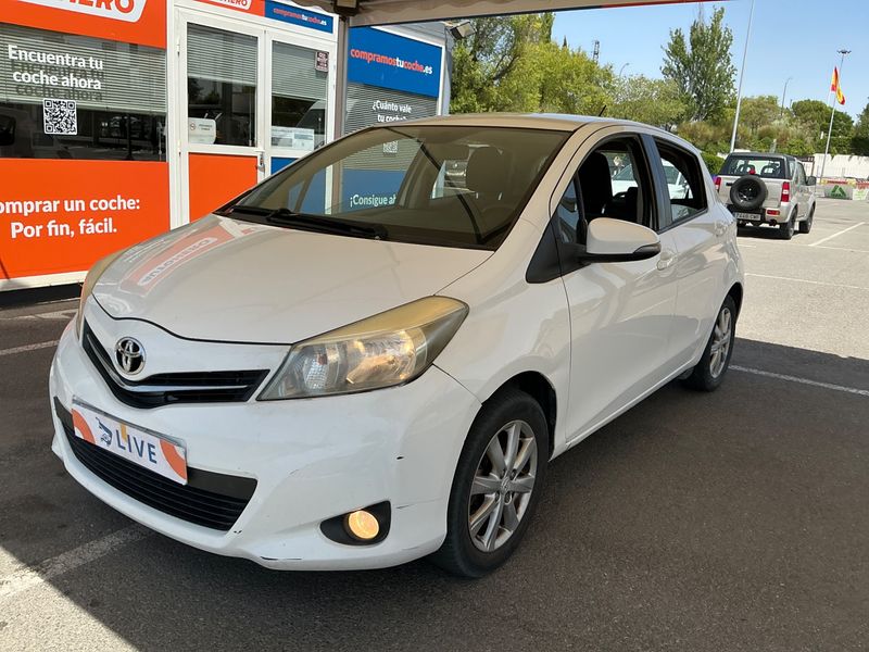 Toyota Yaris 1.0 VVT-i — 1/8