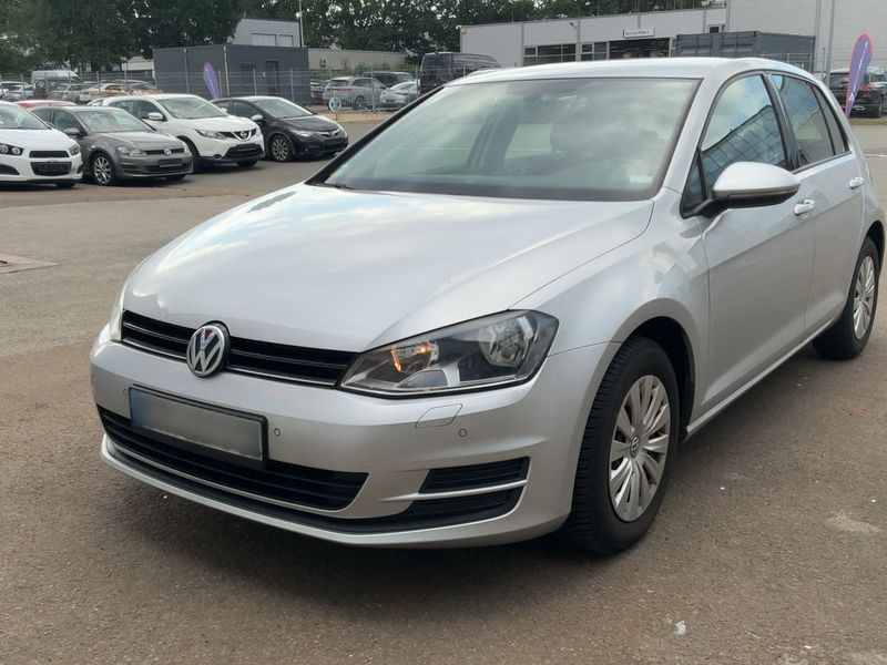 Volkswagen Golf VII 1.2 TSI — фото 1