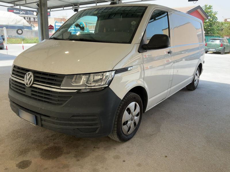 Volkswagen T6 Transporter 2.0 TDI — фото 1