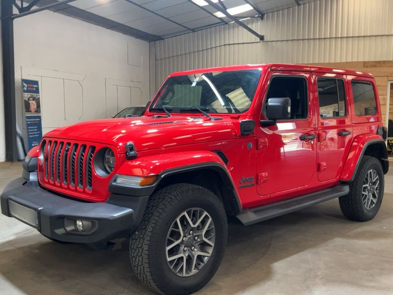 Jeep Wrangler Unlimited 2.0 4xe Plug-in Hybrid — 1/8