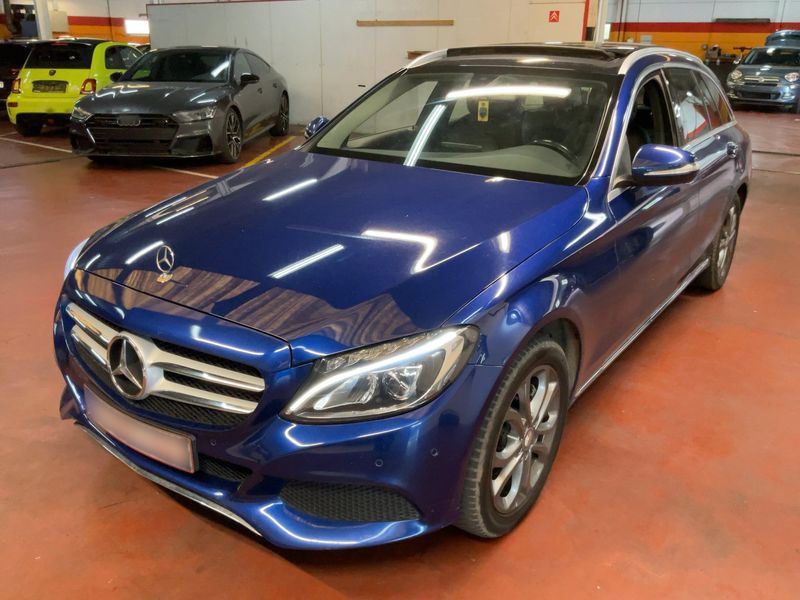 Mercedes-Benz C-Klasse C 220 d — 1/8
