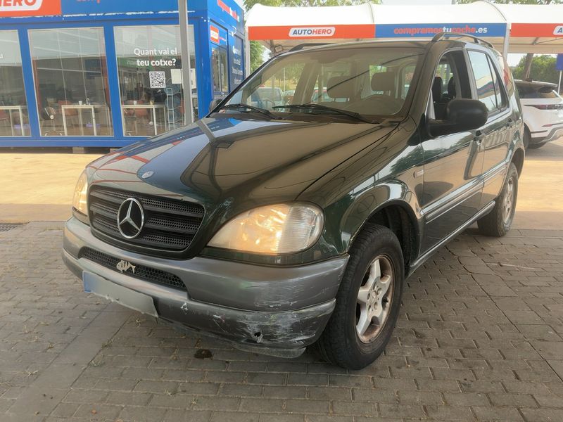 Mercedes-Benz M-Klasse ML 270 CDI — фото 1