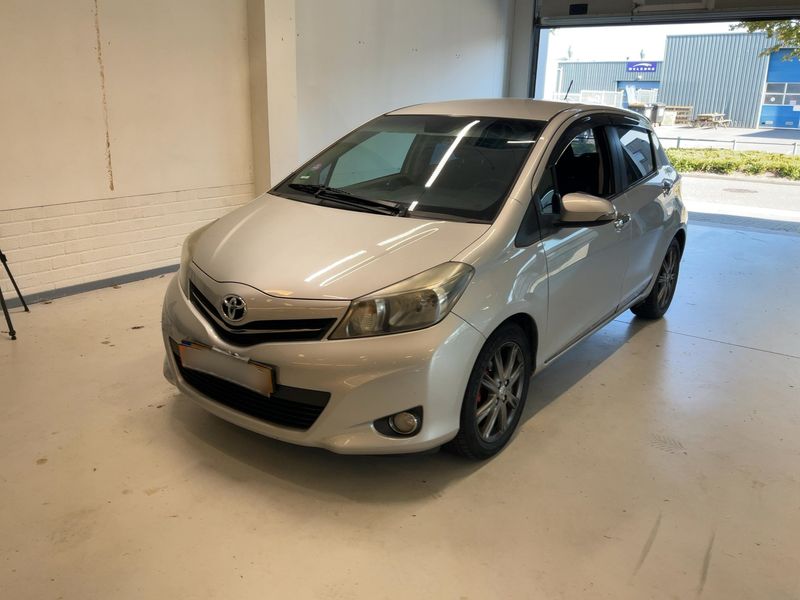 Toyota Yaris 1.33 Dual VVT-i — 1/8