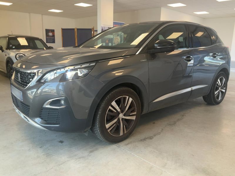 Peugeot 3008 1.2 e-THP — 1/8