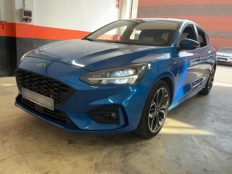 Ford Focus 1.0 EcoBoost Mild-Hybrid — 1/8
