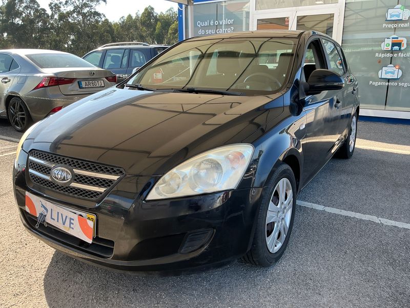 Kia cee'd 1.4 — 1/8