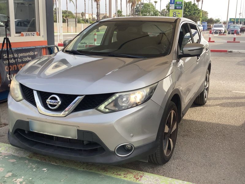 Nissan Qashqai 1.2 — 1/8