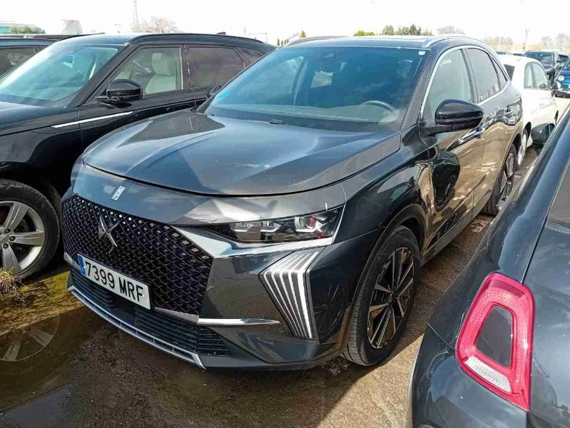 DS Automobiles DS7 1.6 E-Tense Hybrid — 1/8