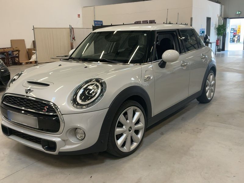 MINI MINI Cooper S — 1/8