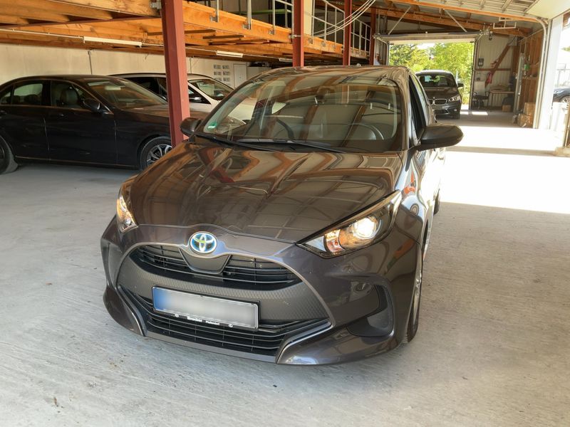 Toyota Yaris 1.5 Hybrid — 1/8
