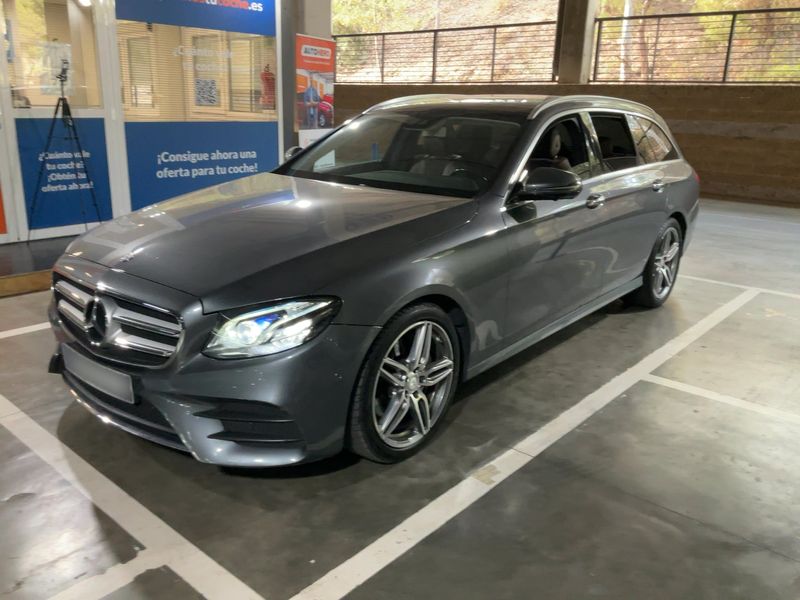 Mercedes-Benz E-Klasse E 220 d — 1/8