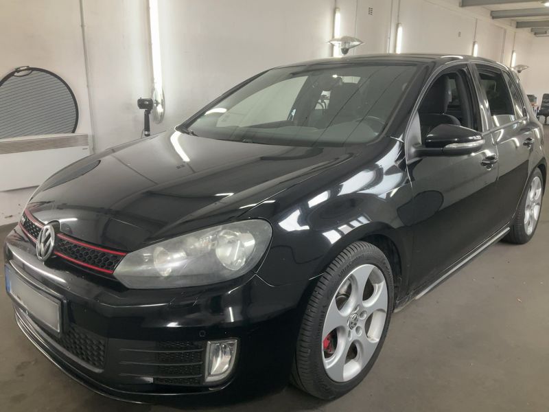 Volkswagen Golf VI 2.0 TSI — 1/8