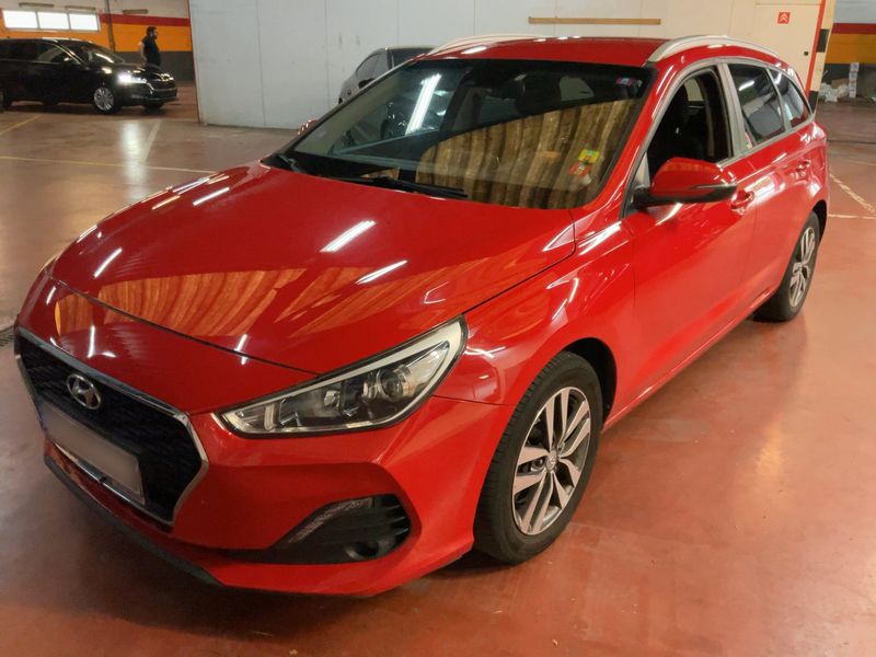 Hyundai i30 1.4 TGDI — 1/8
